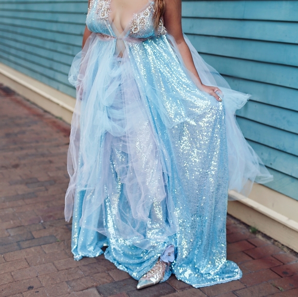 SAMPLE GOWN ONLY - VERONICA Ocean Blue Sequin Wedding Ballgown Set - Picture 2 of 13